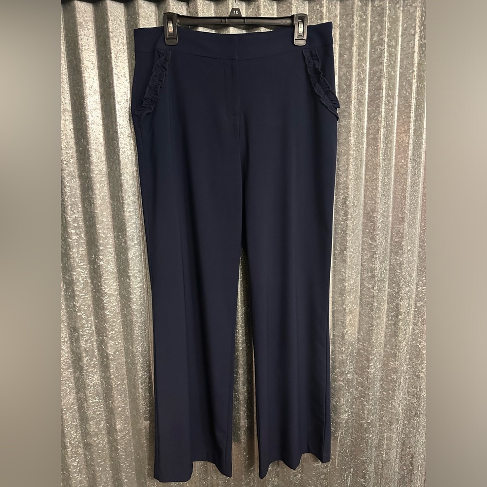 NWT Versona - Potters Pot - Navy Flare Pants with Ruffled Pockets - Sz L